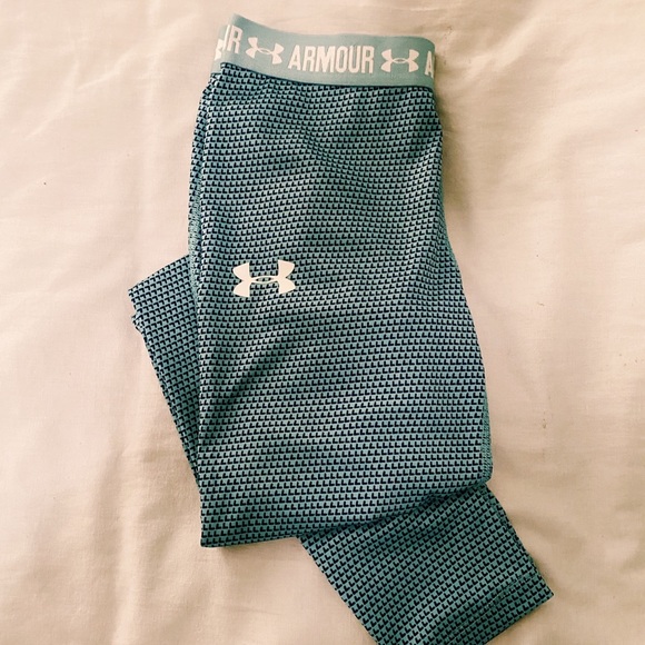 Blue and teal patterned under armor leggings - Picture 3 of 3